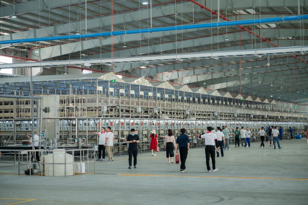 6. Bên Trong Xưởng H6